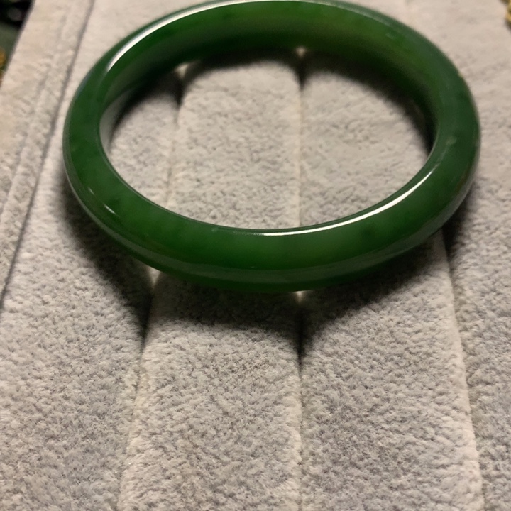 和田玉（碧玉）手镯未镶嵌仔****u