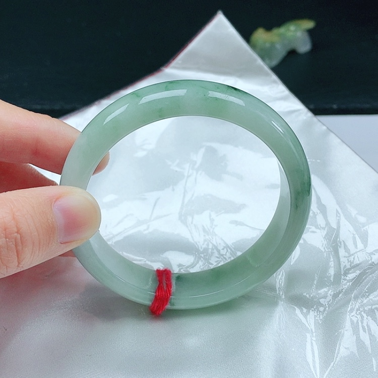 【闪购商品】翡翠手镯未镶嵌天然翡翠手镯