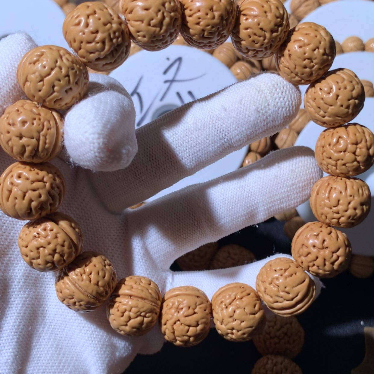 【闪购商品】桃核手串油核肌肉奶豆16+尺寸