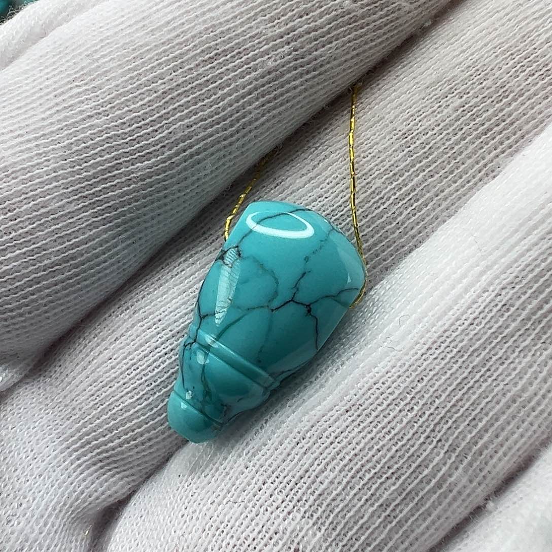 绿松石配饰未镶嵌