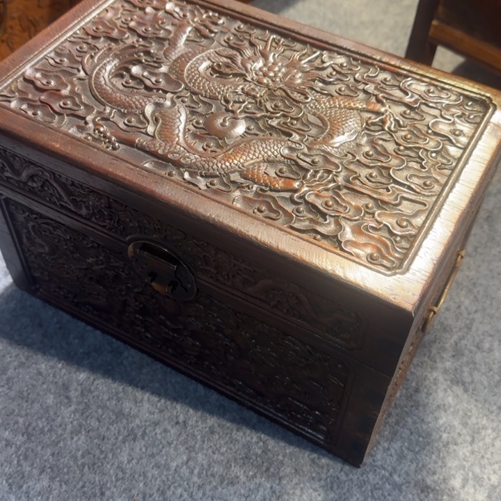 贡木箱的的的的的