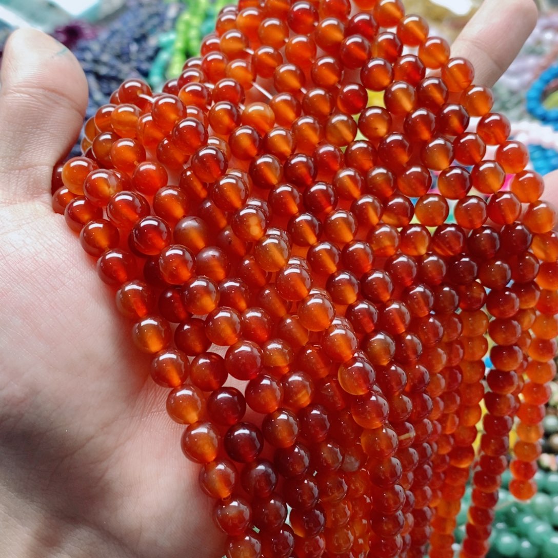 玛瑙/玉髓未镶嵌珠宝半成品一条天然8mm红玛瑙圆珠A级