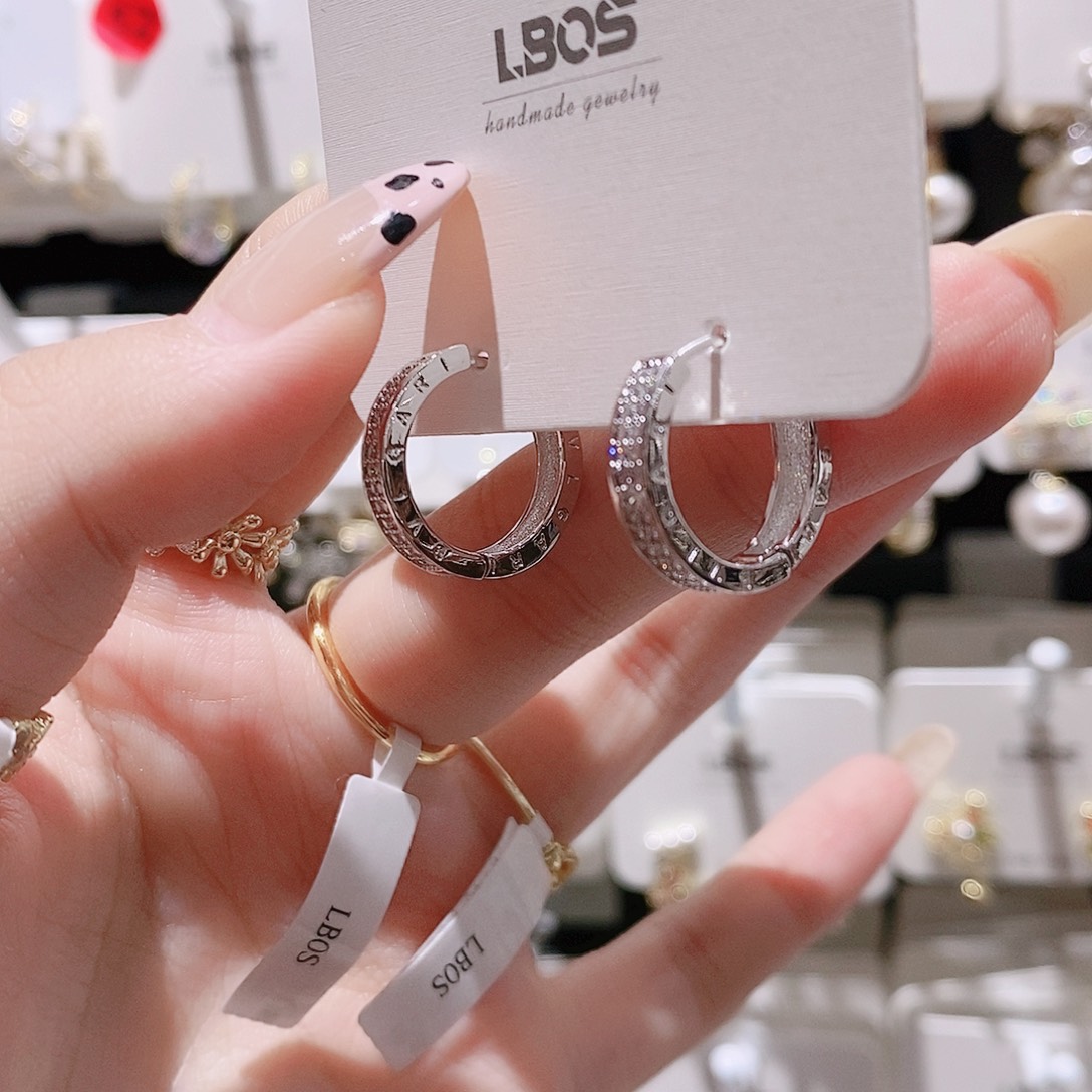 锆石铜合金合金银色