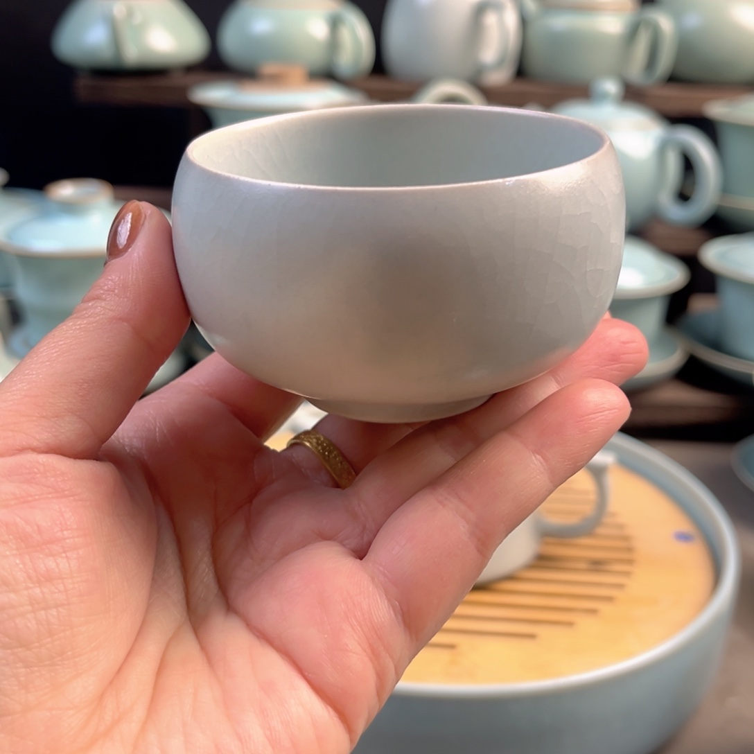 陶摆件瓷仿古月白纯手工原矿