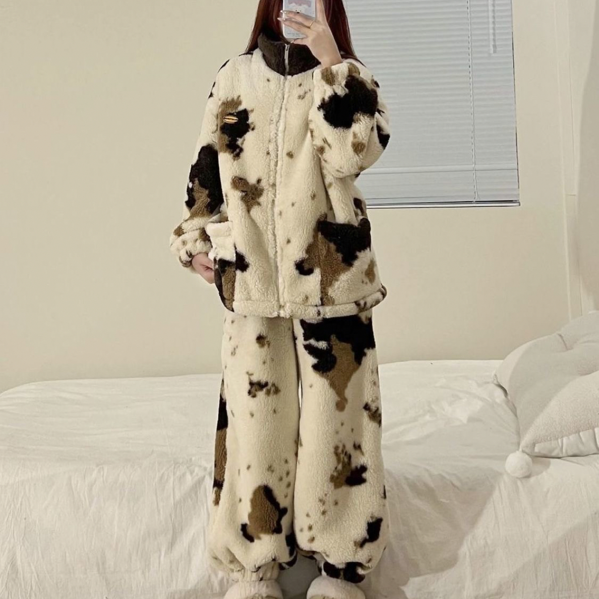 冬季新款卡通甜美少女保暖珊瑚绒女士睡衣家居服