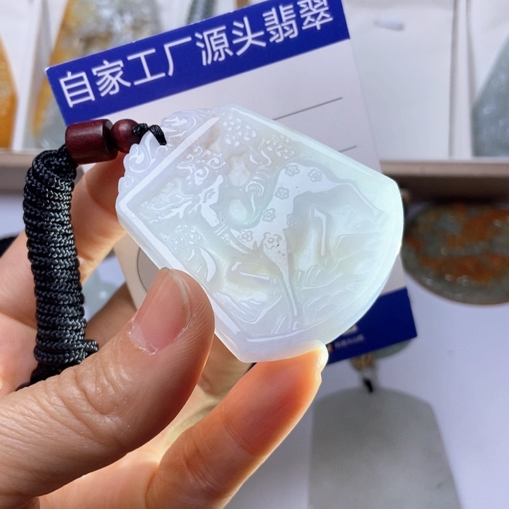 翡翠未镶嵌颈饰翡翠