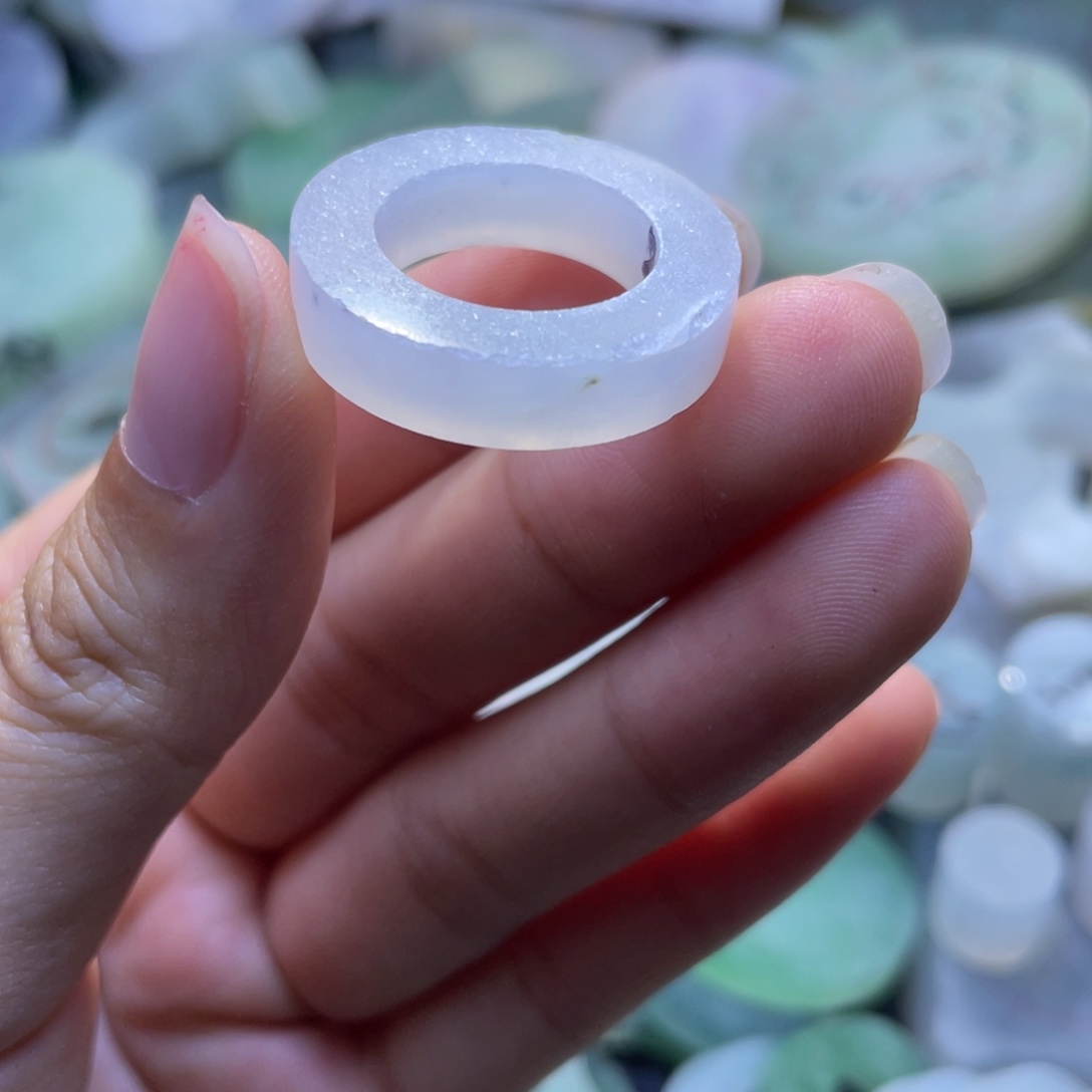 定制翡翠未镶嵌白冰戒指13*19圈