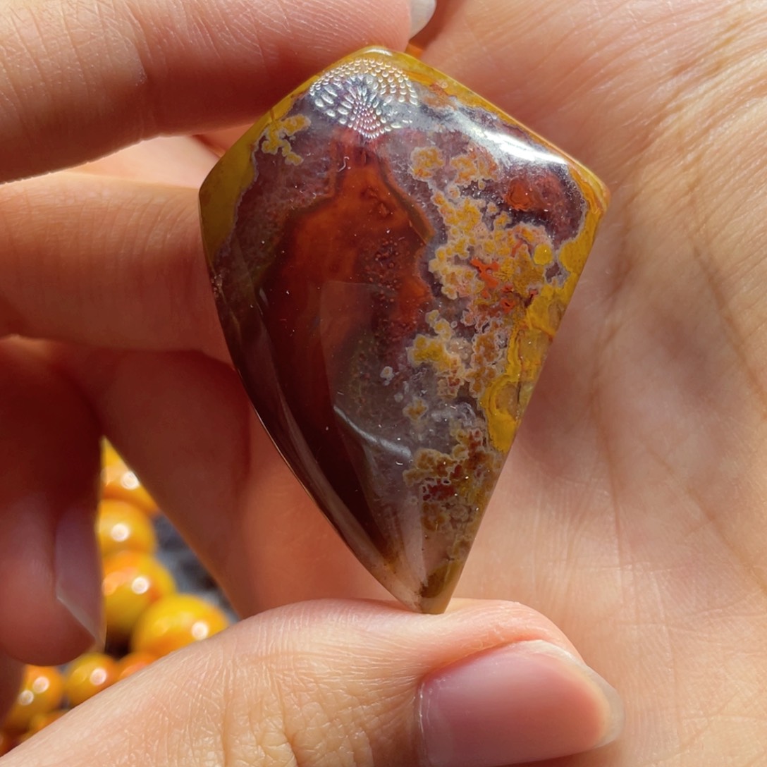 玛瑙/玉髓颈饰未镶嵌