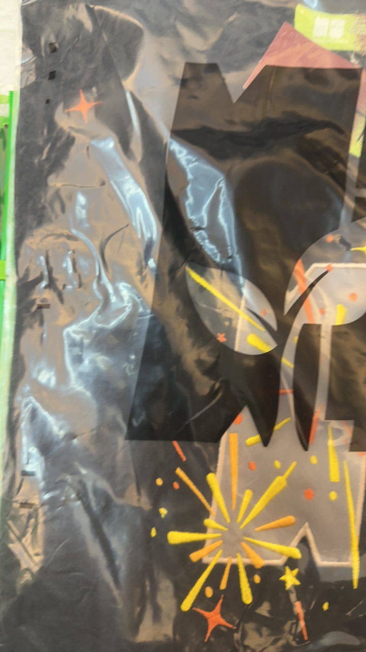 NST烟花刺绣下架短袖