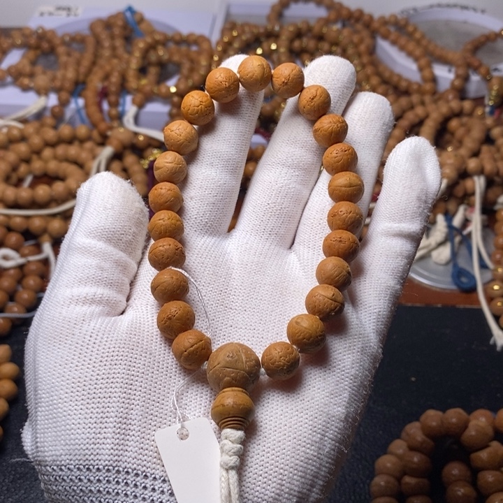 开***生尼泊尔凤眼菩提手串