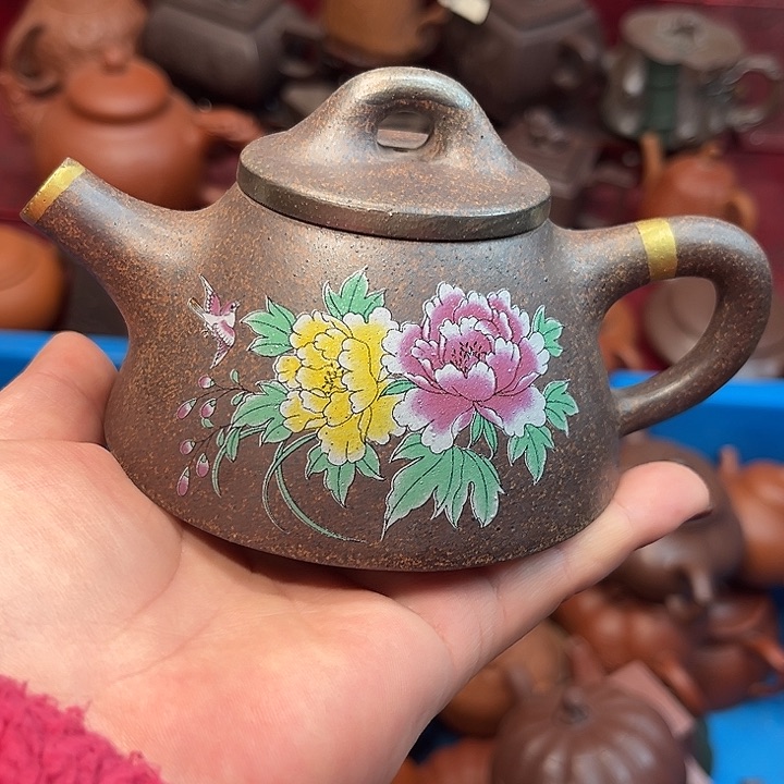 紫砂茶壶瑕疵……………… 