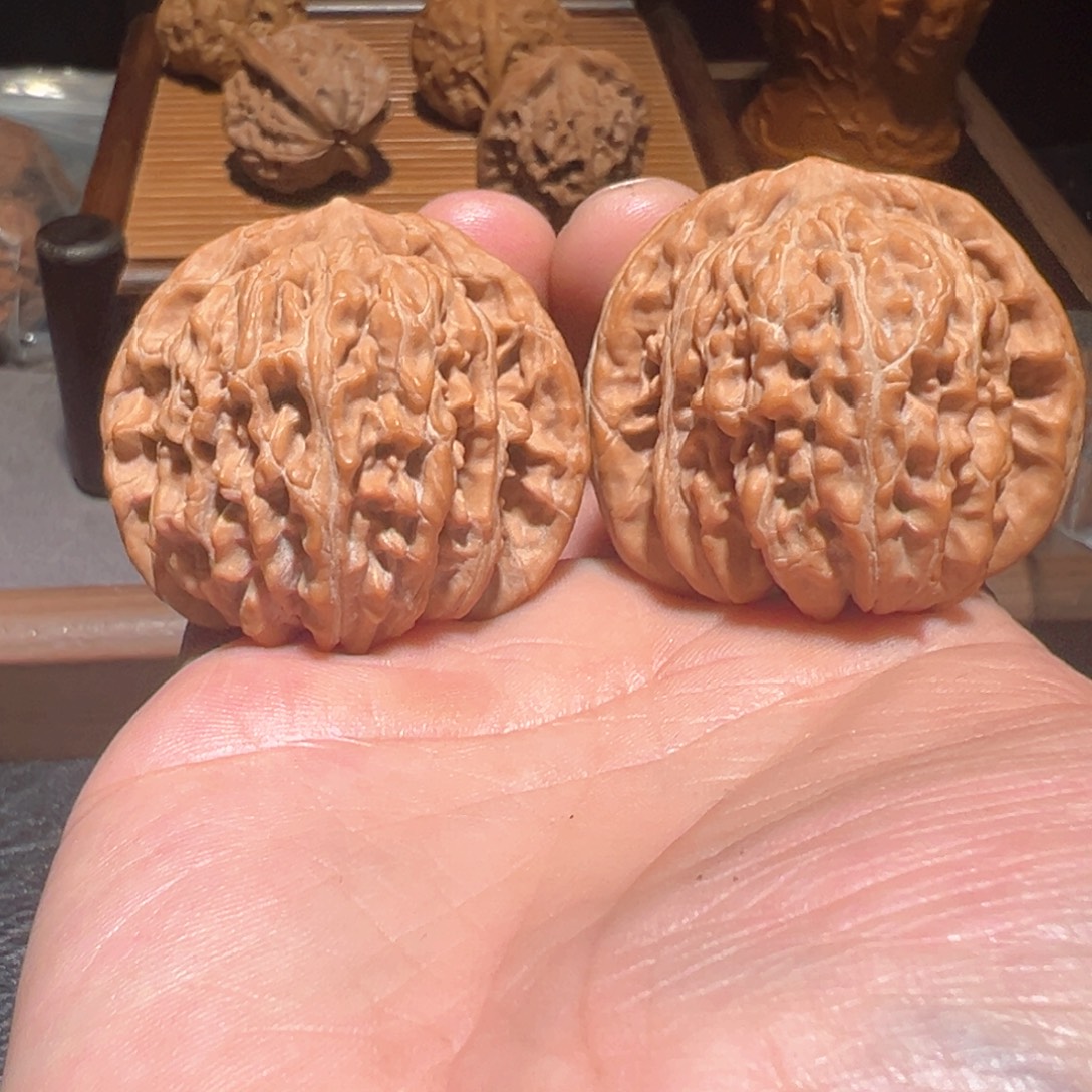 文玩核桃吊坠四座楼
