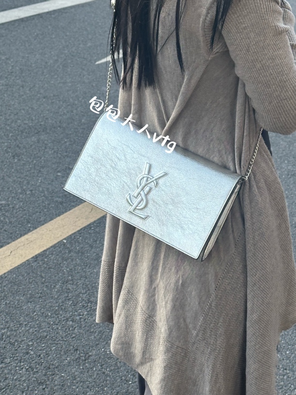 95新 YSL/圣罗兰 银色浮雕logo晚宴单肩包