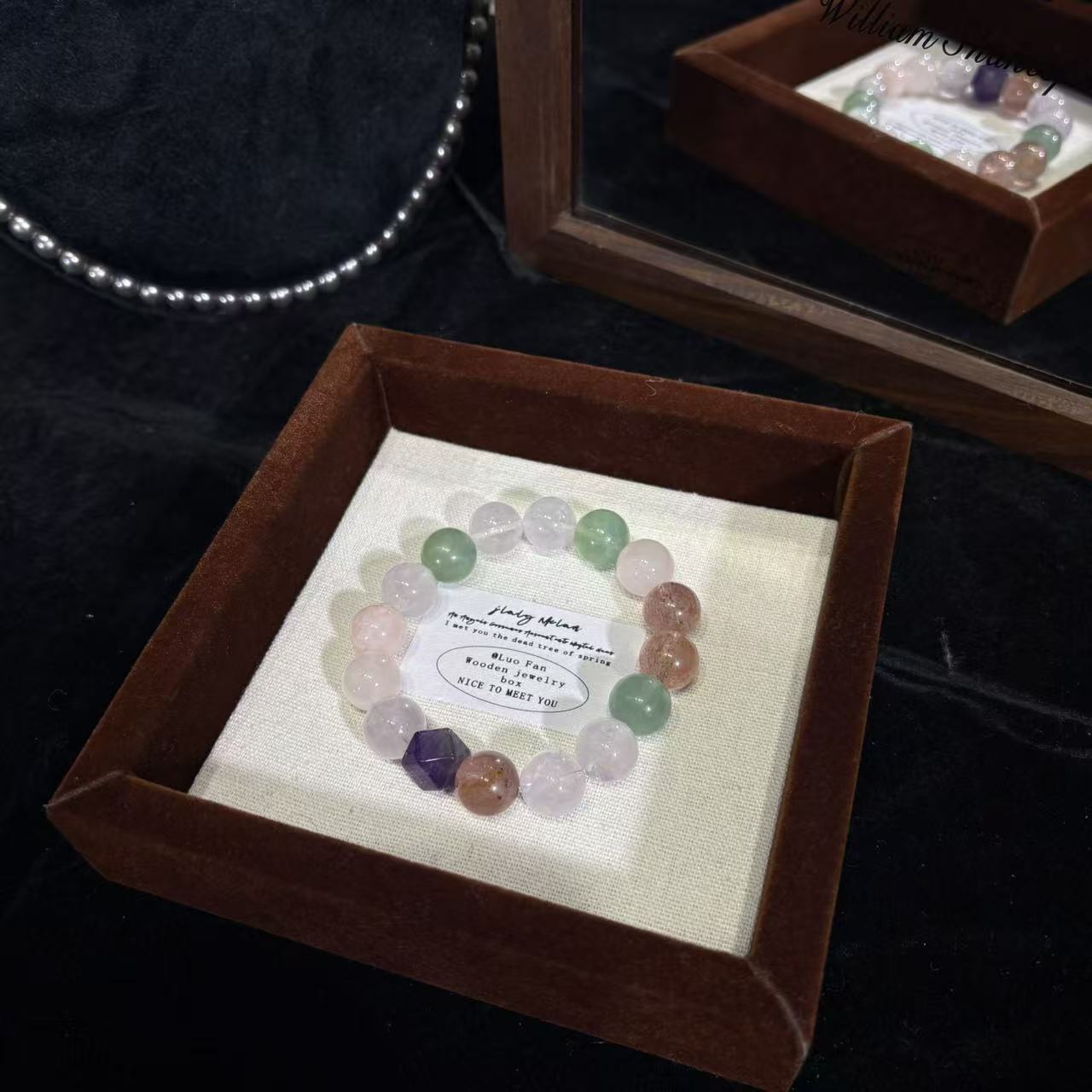 X053【童话】水晶文创设计款女士多宝水晶手串 多样性发一