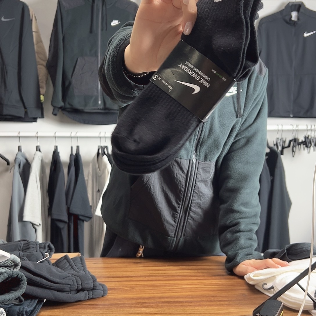 黑色袜子42-46码不退换