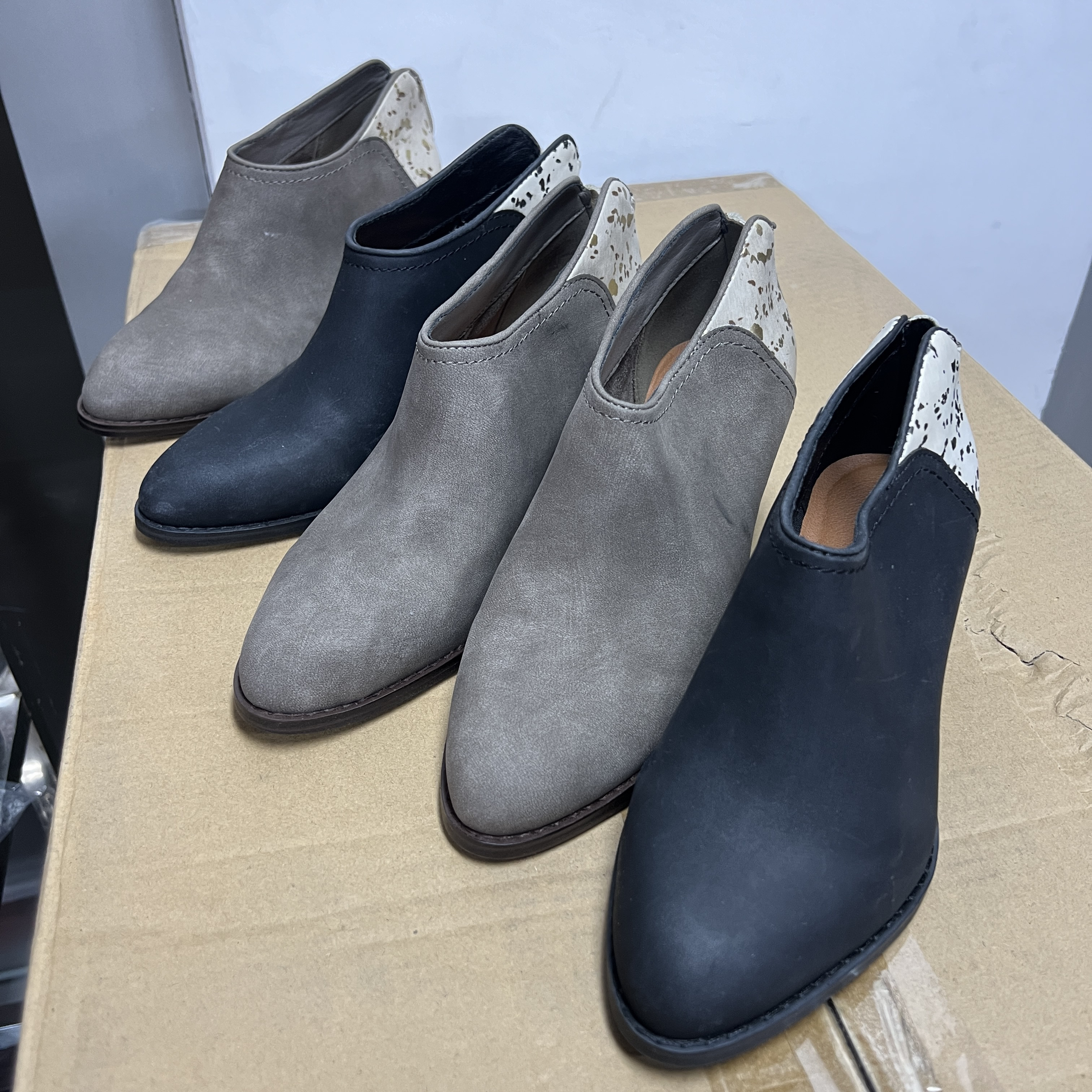 出口小单裸靴小圆头密鞋适合瘦脚