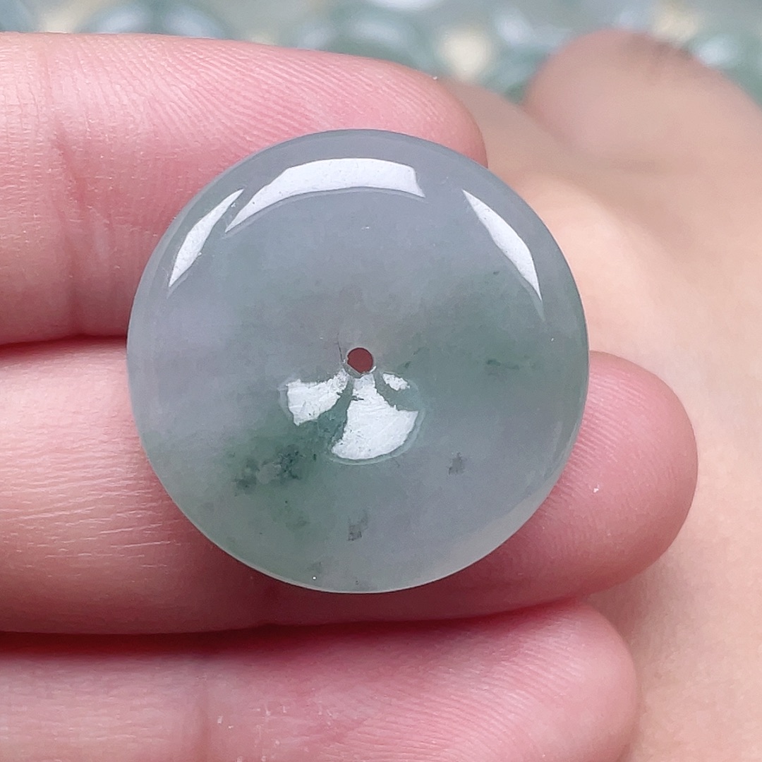 颈饰未镶嵌翡翠平安扣