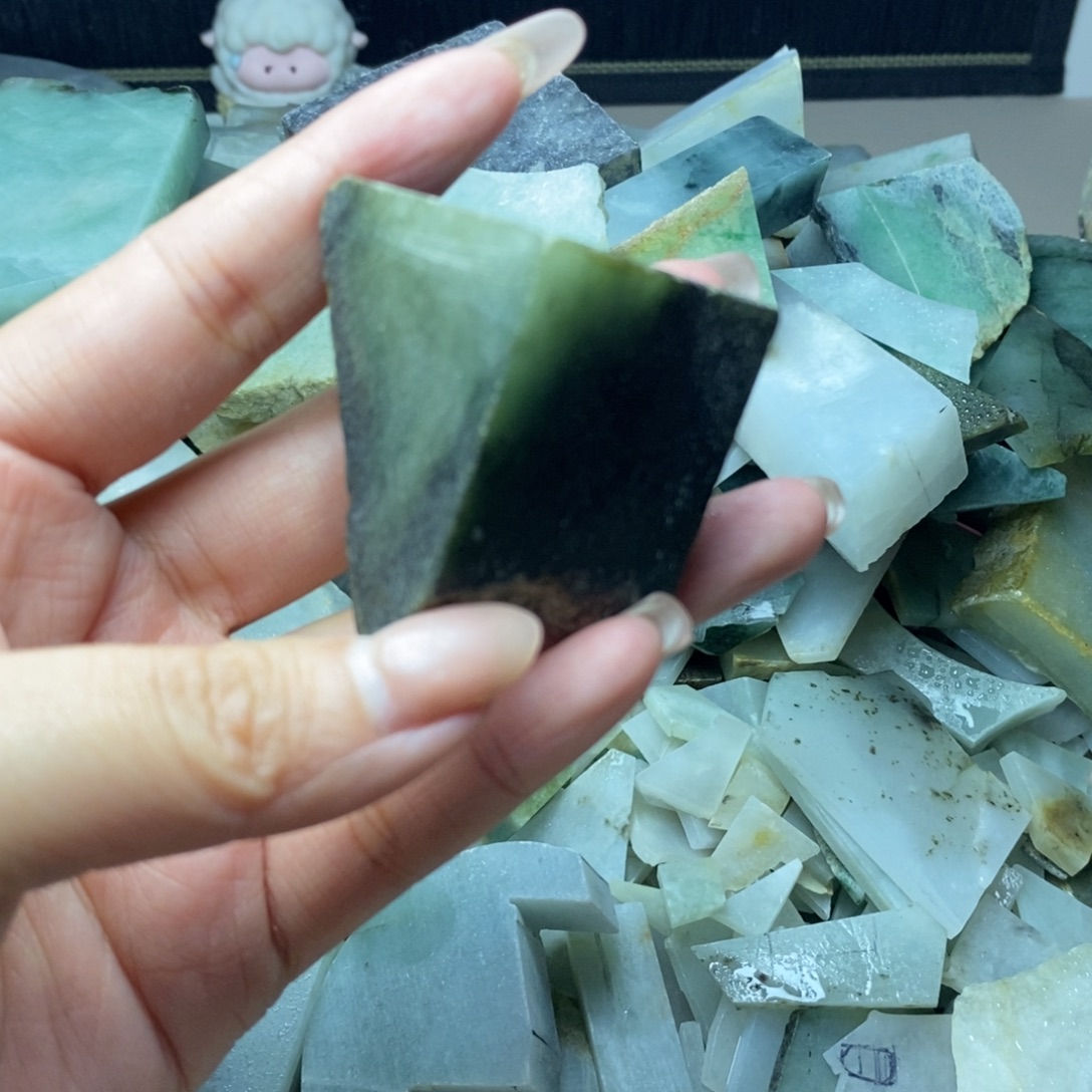 翡翠未镶嵌挂件翡翠