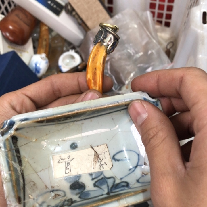 陶瓷孤品单件车里拍