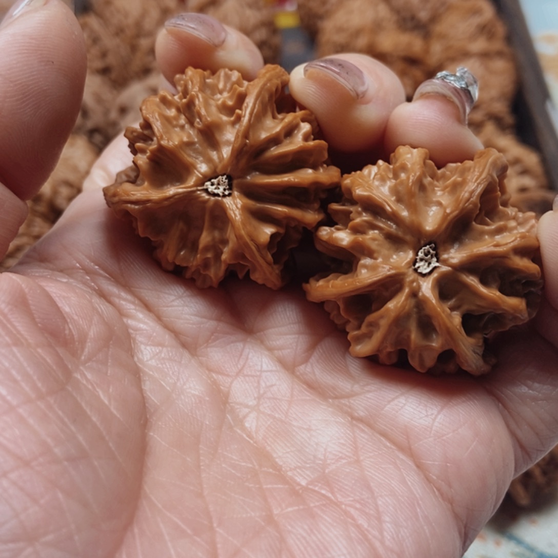 竹***悠吊坠文玩核桃盘山