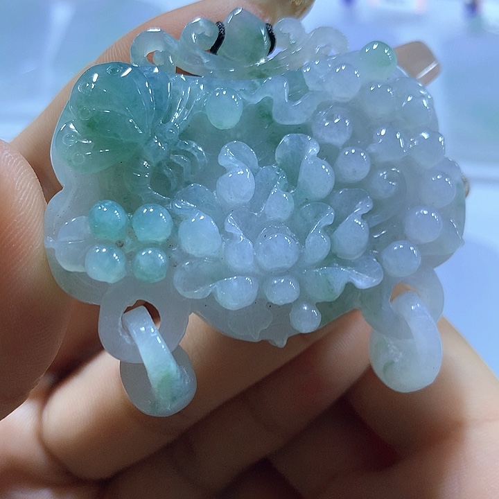 翡翠未镶嵌颈饰天然翡翠A货吊坠