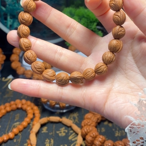 【闪购商品】手串桃核