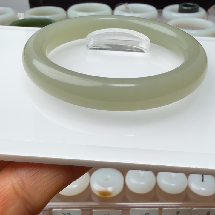 和田玉未镶嵌颈饰57.5-58.3mm内径晴水