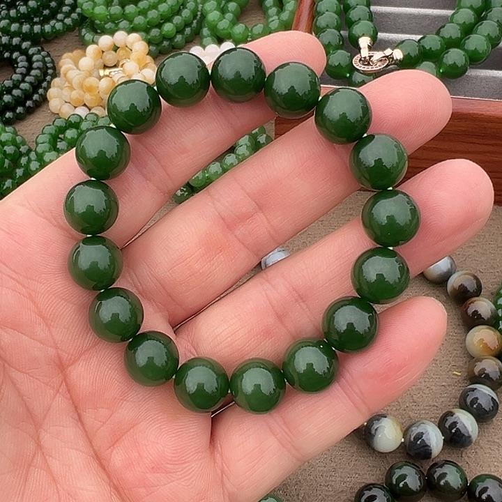 和田玉（碧玉）未镶嵌手串