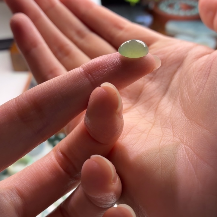 定制翡翠未镶嵌青提蛋面