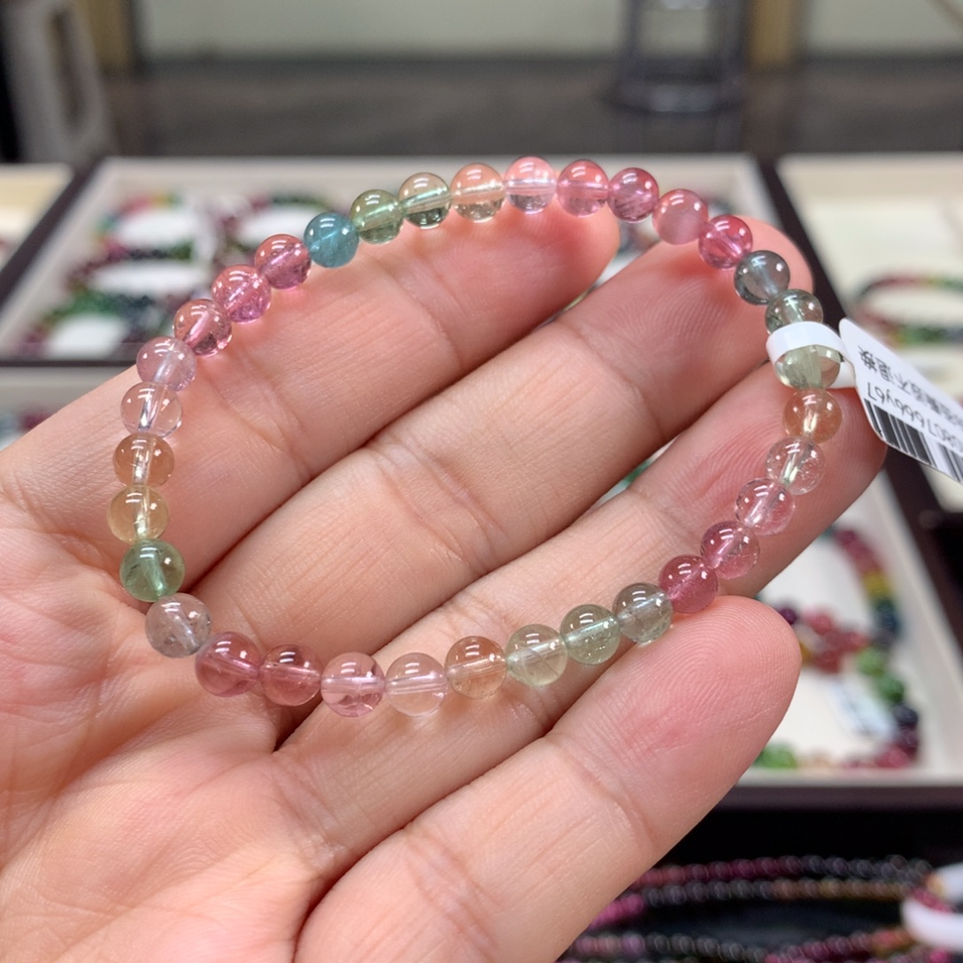 未镶嵌手链碧玺5.3左右