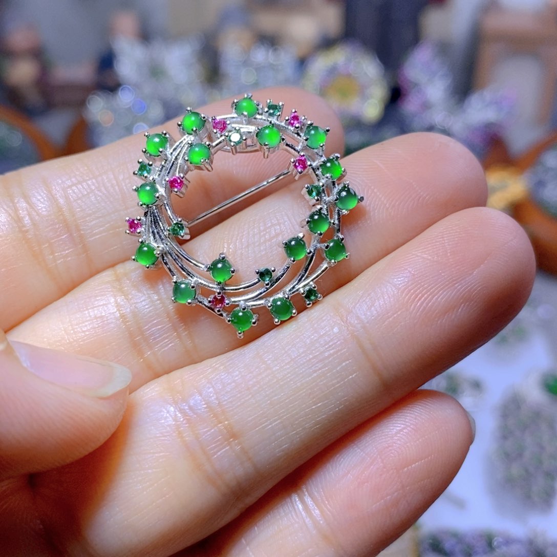 翡翠耳钉银S925镶嵌天然翡翠