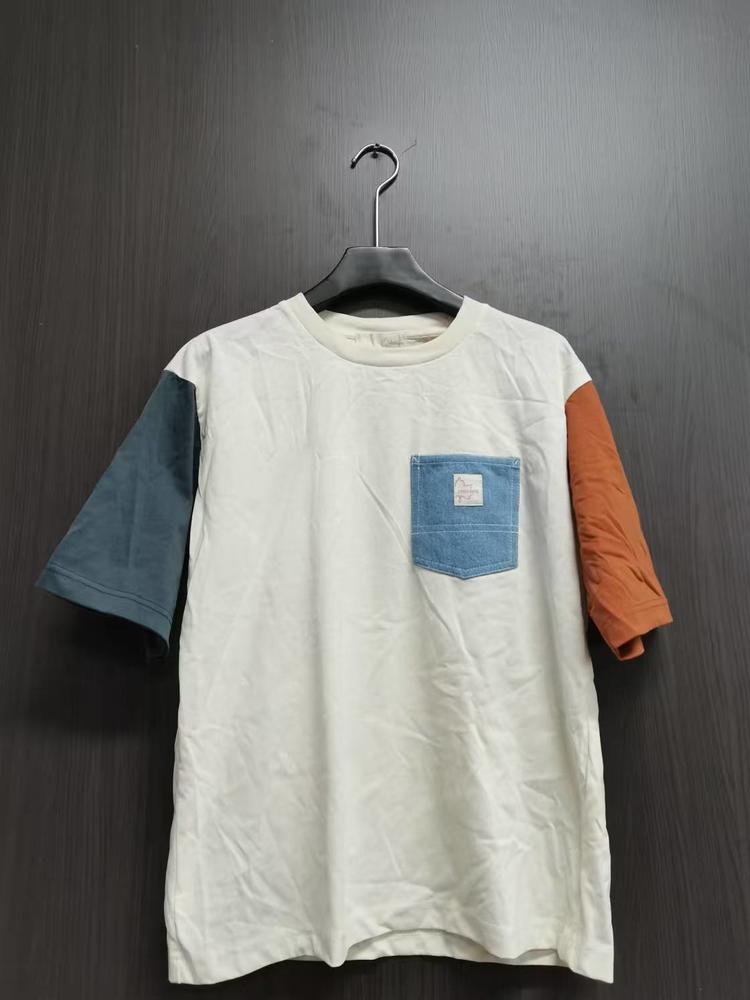 28199-不对称圆领小口袋刺绣枫叶图案短袖打底T恤