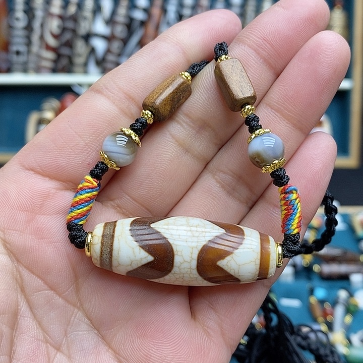 玛瑙/玉髓颈饰合金