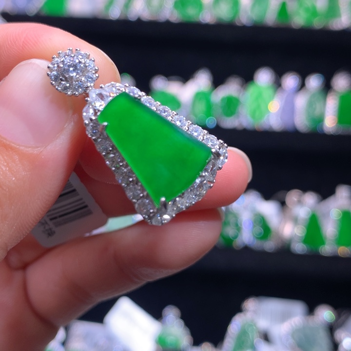 【闪购商品】颈饰银S925镶嵌翡翠天然翡翠