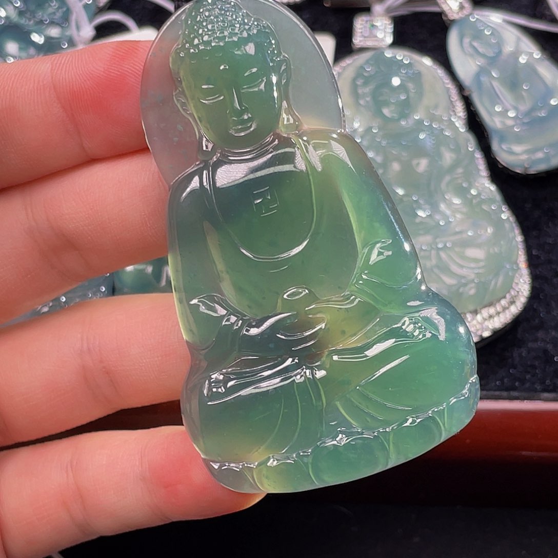 翡翠颈饰未镶嵌5，