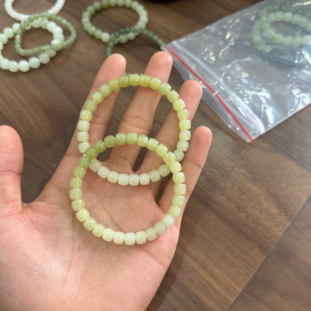 和田玉青海黄口料直切手串大小6x7多样性拍一发一