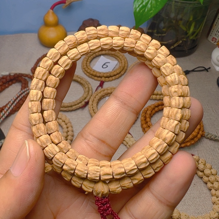 柏香籽/百香籽吊坠刀锋龙脊