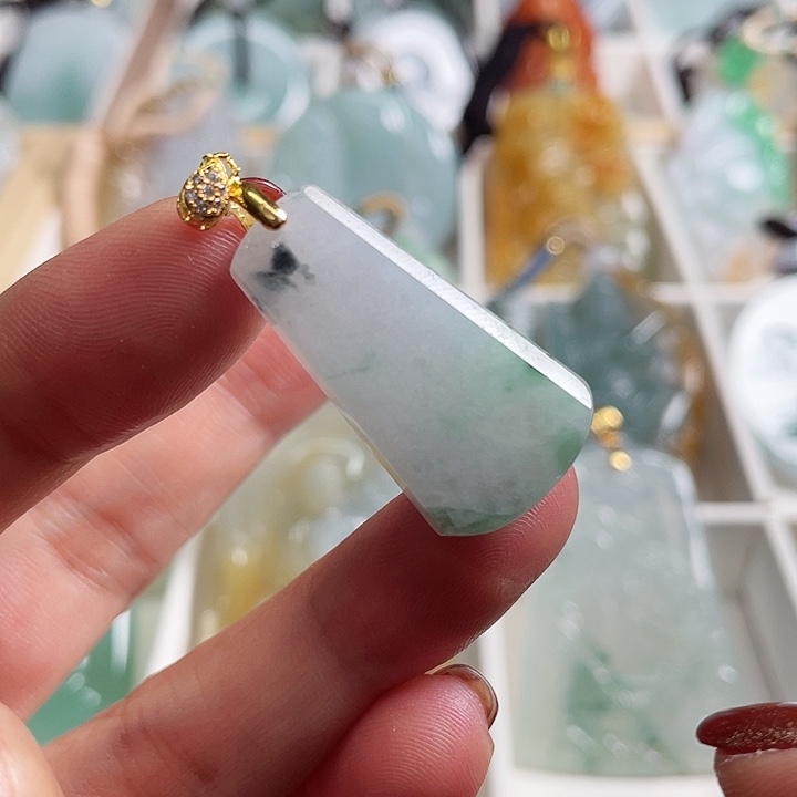 翡翠颈饰银S925镶嵌85655858588