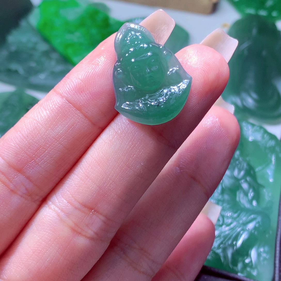 定制翡翠未镶嵌天然缅甸翡翠A货毛货挂件