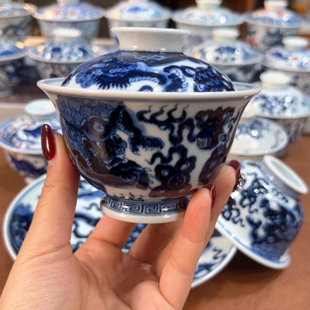 盖碗。。。。。。。。。。。。。。。。。