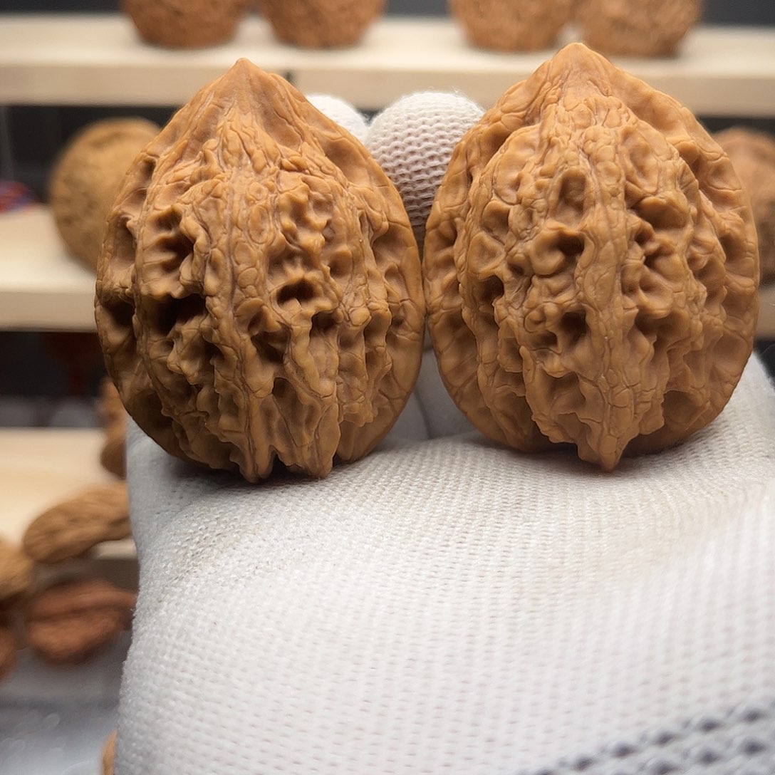 桃核吊坠40大沽石，，，