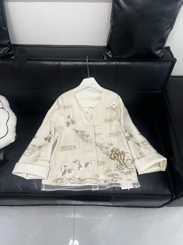 2025夏款女款秋季长袖圆领短外套时尚中式夏季风衣