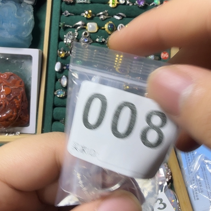 不***噎南红玛瑙银S925镶嵌戒指