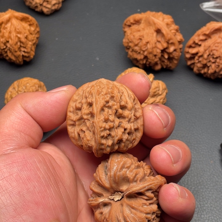 桃核把件平谷凹底41尺寸全品