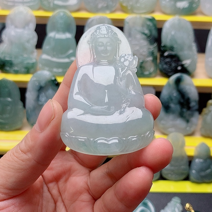 ღ***年吊坠(不含链)未镶嵌翡翠素衣观音