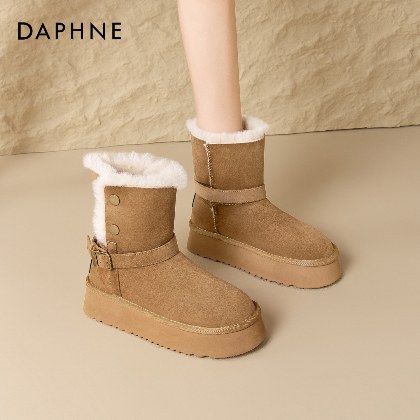 达芙妮加绒保暖雪地靴女2025冬季新款复古百搭厚底增高大棉靴