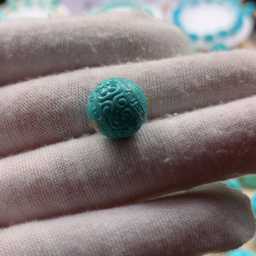 绿松石配饰未镶嵌