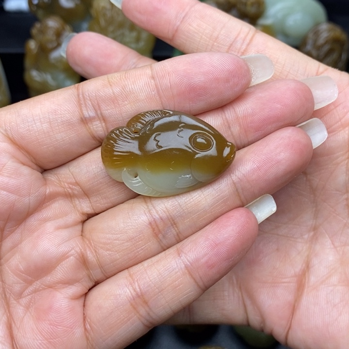 颈饰未镶嵌和田玉