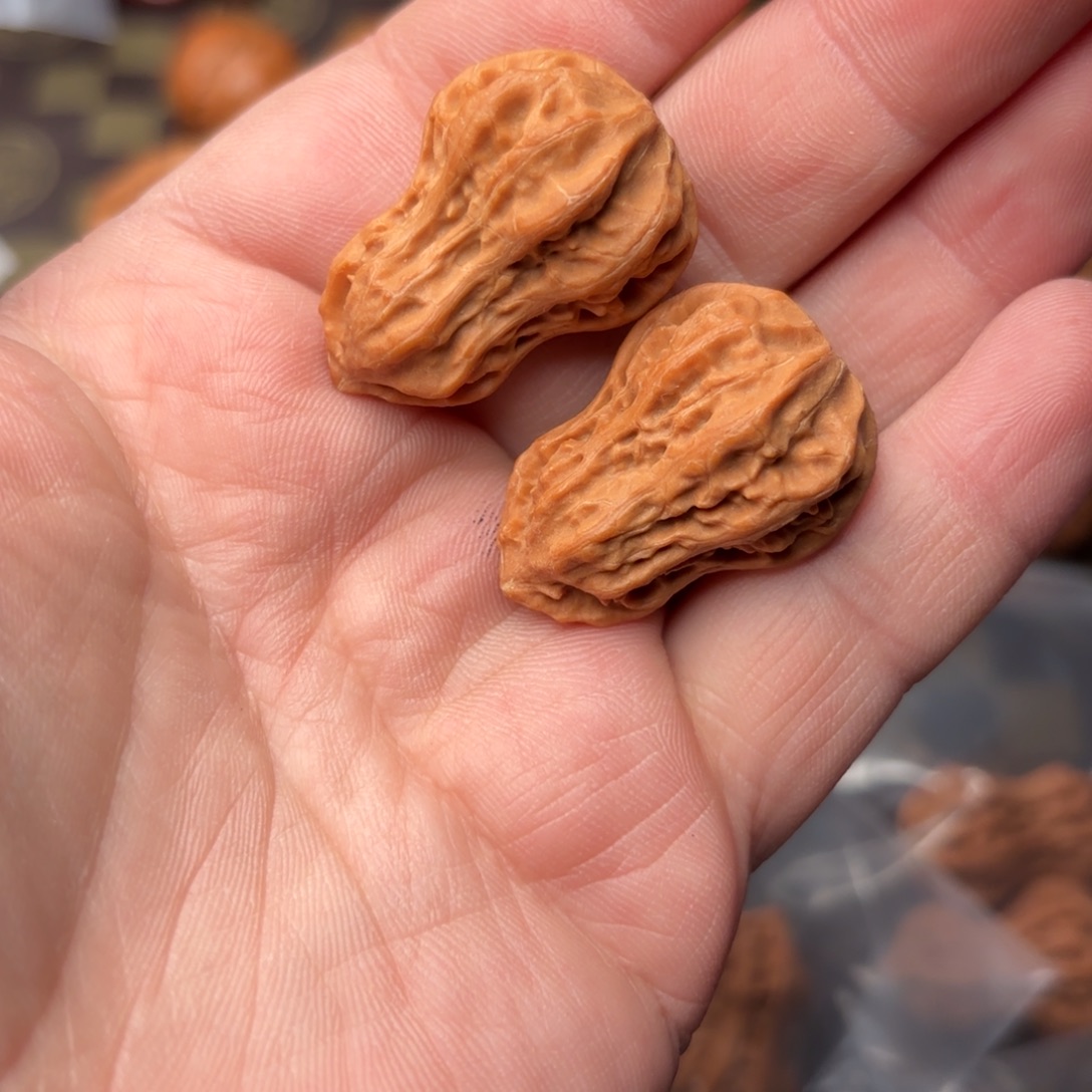 晚****文玩核桃把件1600000