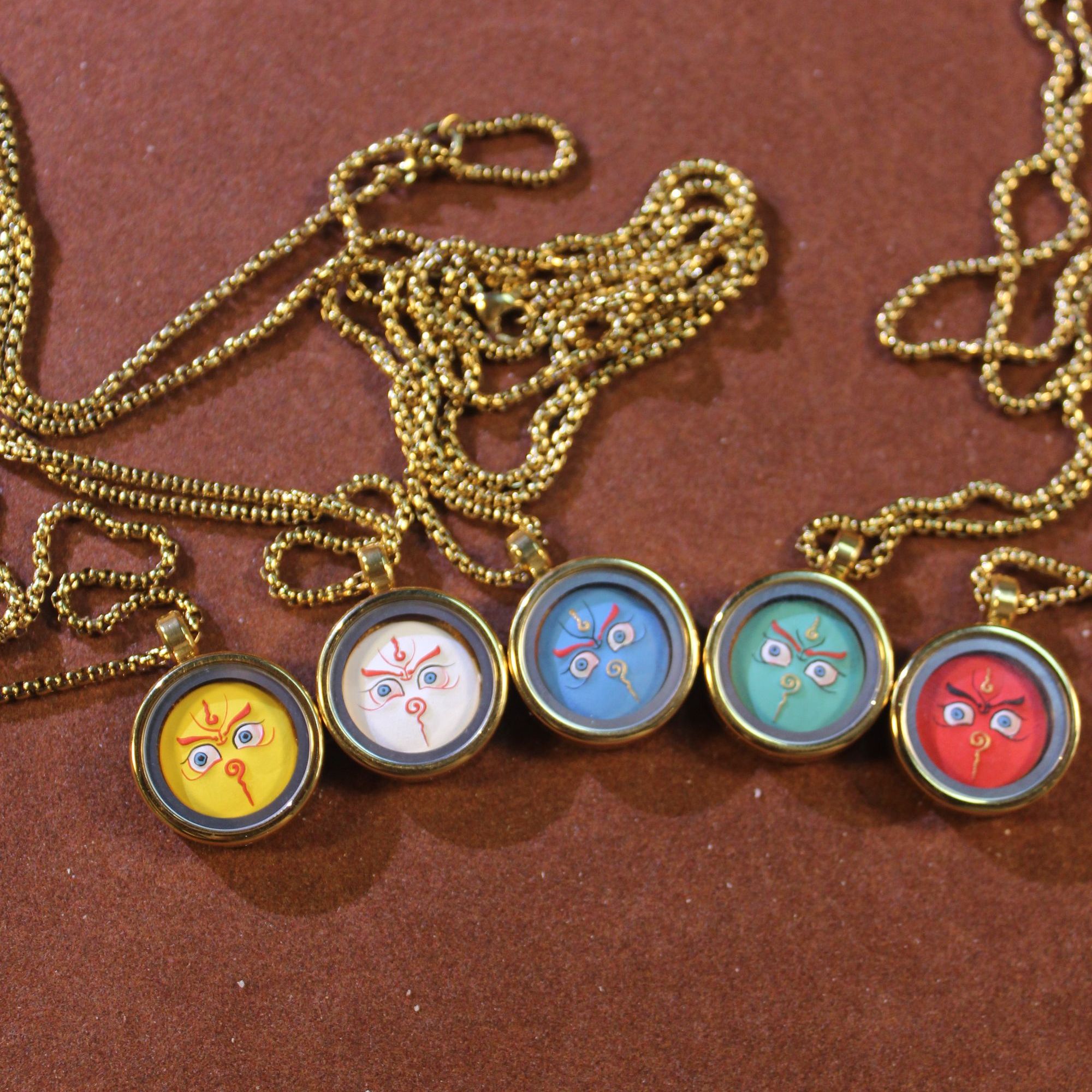 小五路财财 镀金壳带链 小唐卡擦擦 